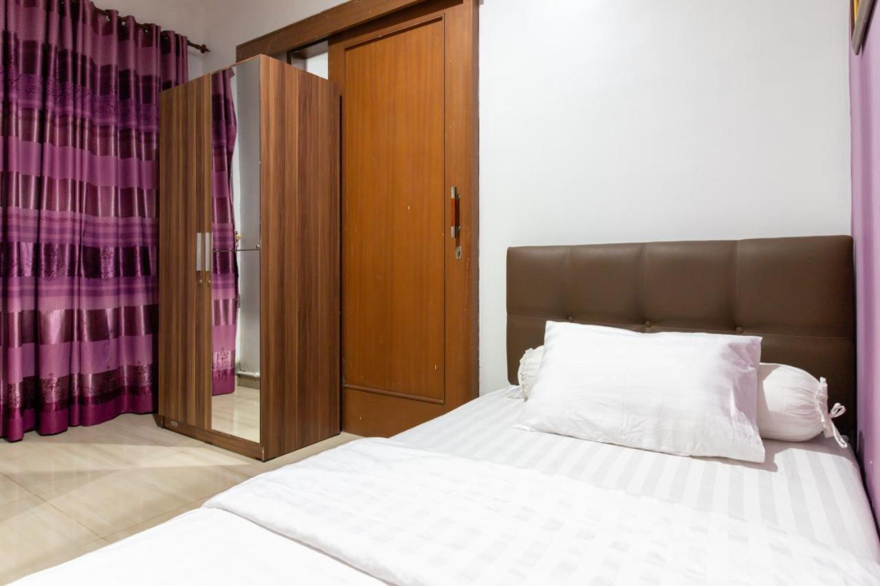 Spacious, White-Villa Belgareti @Kiara Condong Bandung Exterior foto